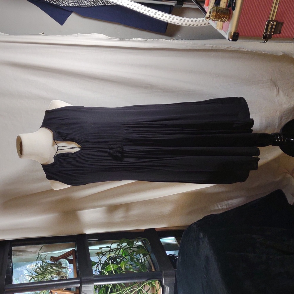 NWT Old Navy Black Sleeveless Midi Dress - Size SPTall